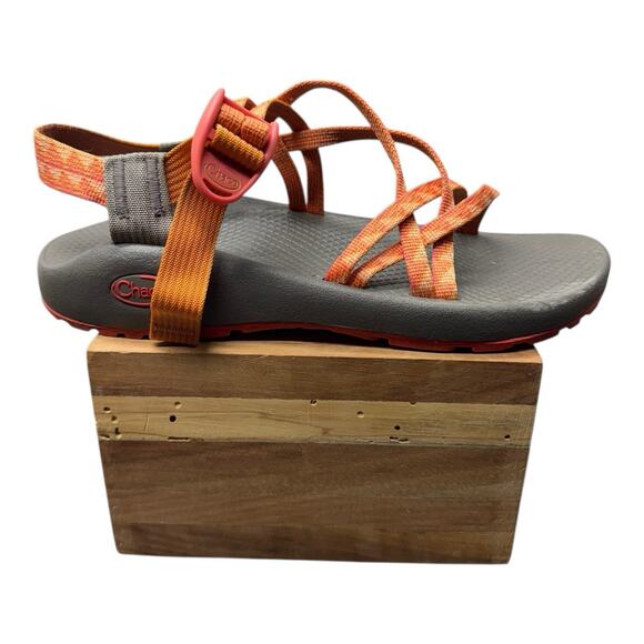 Chaco Z/Cloud X Hiking Swim Sandals Strappy Orange Gray Women's 8 Gorpcore - Picture 6 of 9